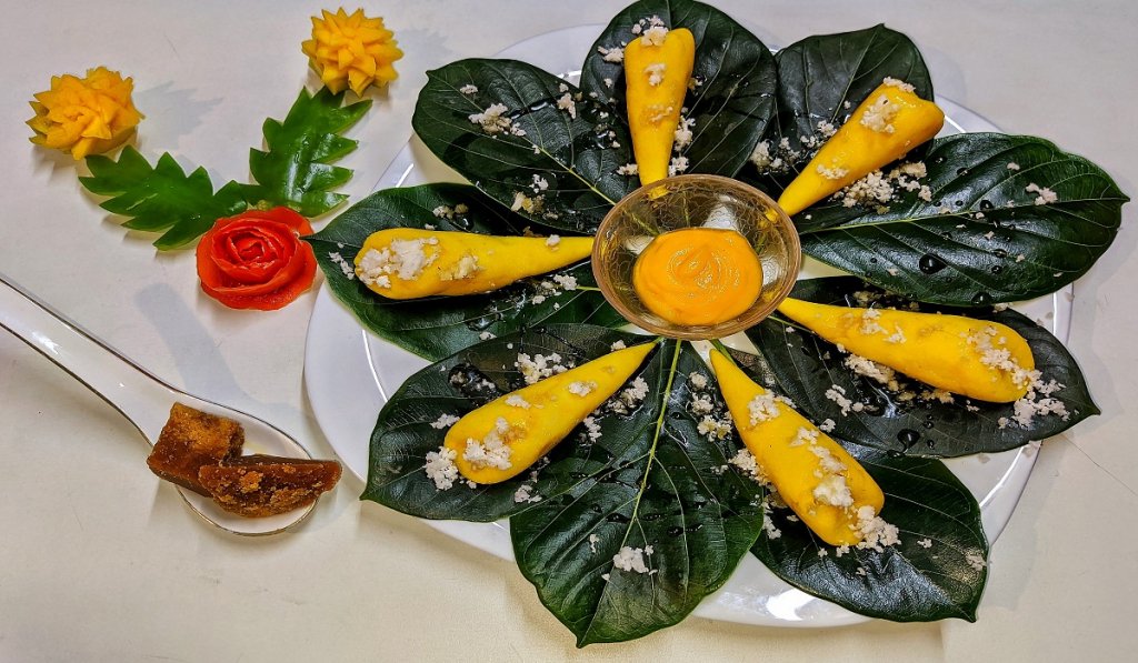 Kathal Pataye Taler Bhapa Cone Pitha